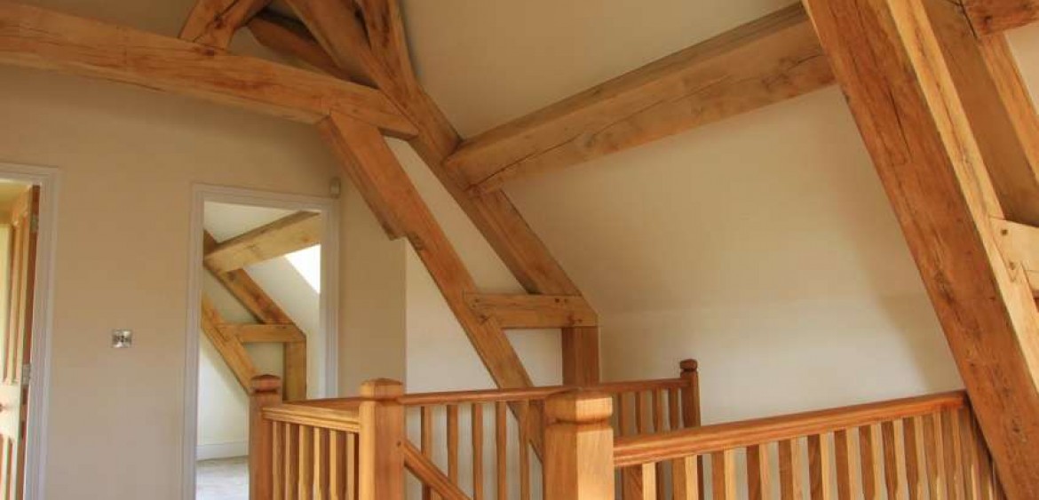 oak cruck truss frame