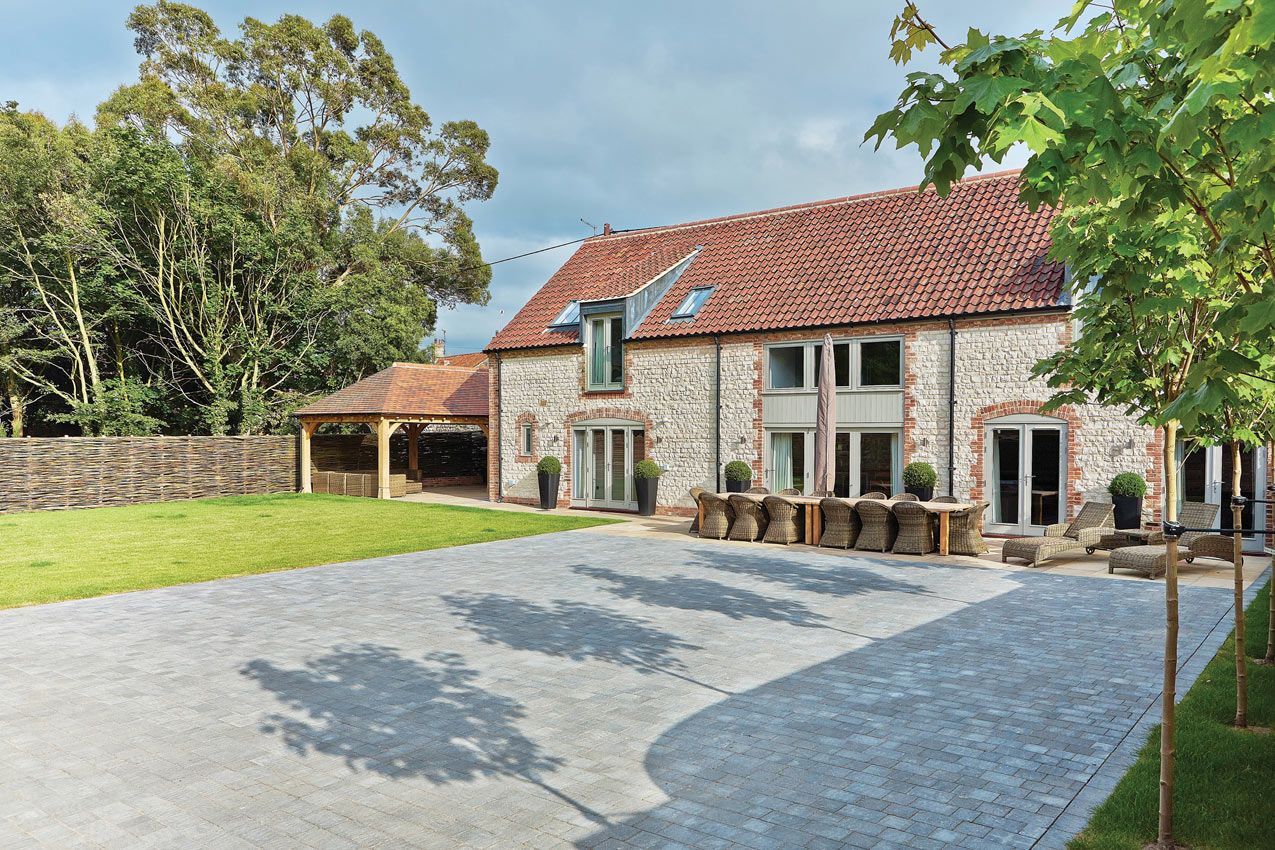 Outbuildingsnew - Natural Structures